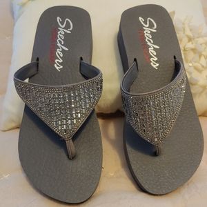 Sketchers silver sparkle yoga foam 8m